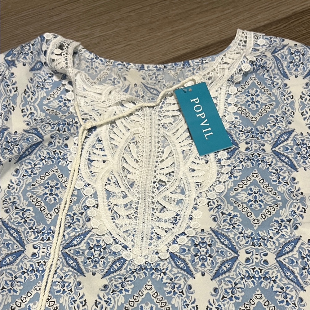 Blue and White Patterned dress - Picture 8 of 9